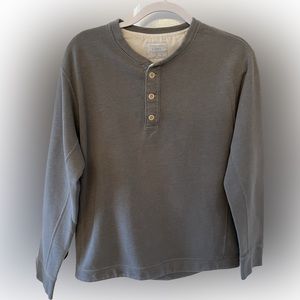 Abercrombie & Fitch Men’s Long Sleeve Shirt. Size XS. Color Grey.